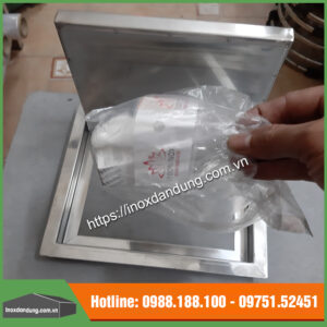 Cửa rác inox làm theo yêu cầu