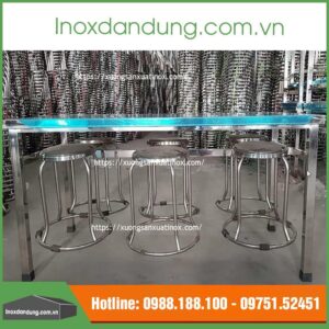 Bàn ăn có ghế inox công nghiệp