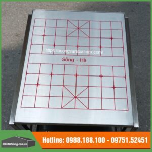 Bàn cờ inox