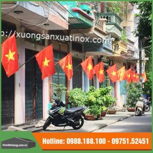 Giá treo cờ inox 201 gia đình giá rẻ
