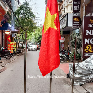 Báo giá cột cờ inox văn phòng