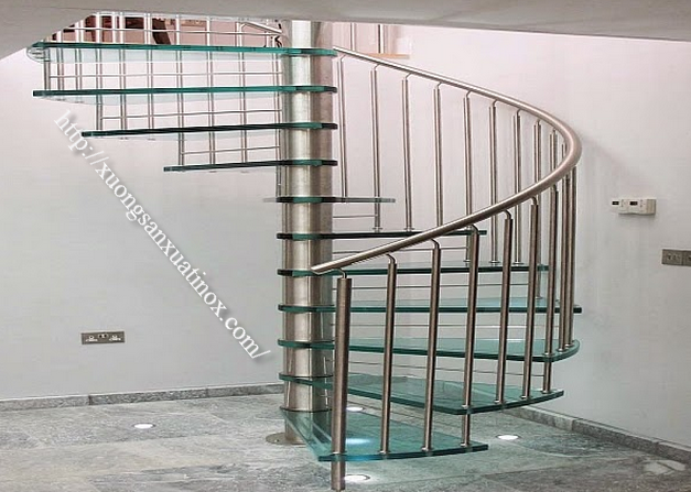 Nhận Gia Công Cầu Thang Inox Theo Yêu Cầu 6 cau thang kinh inox 1 | Inox dân dụng Toán Huệ
