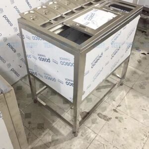 Thùng đá inox có chân có khay topping