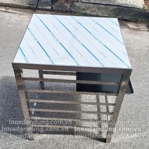 Kệ inox có khay hứng nước