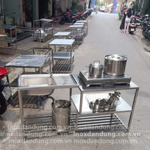 Kệ inox bếp từ chung cư mini