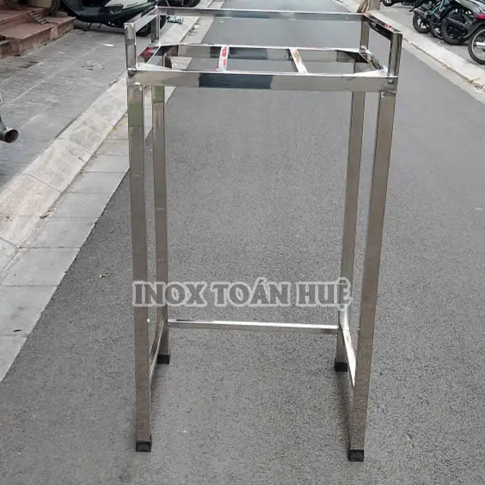 Kệ máy giặt máy sấy inox gia đình 15 Mặt trước của kệ máy giặt máy sấy inox gia đình