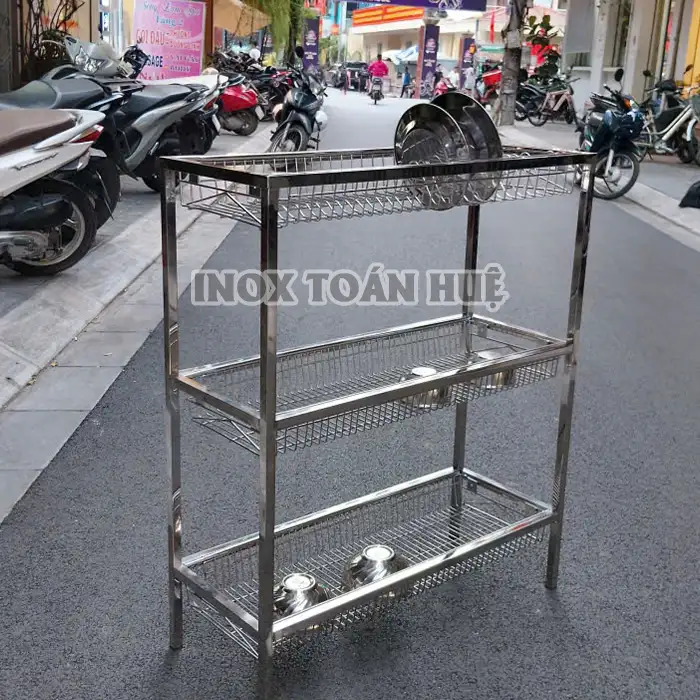 mặt bên kệ inox 3 tầng có chân